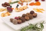 GREENZ Fruit & Nut balls with blueberries, by weight, 100 g VEGAN