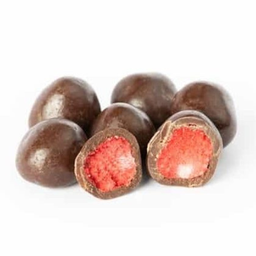 freeze-dried-strawberries-in-chocolate