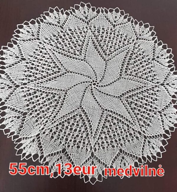 handmade-lithuanian-knitted-table-cloth