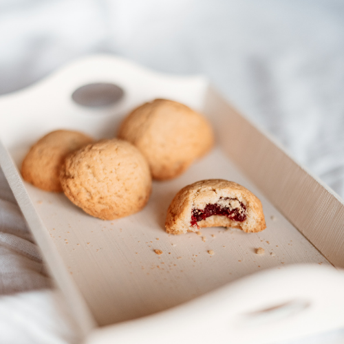Biržų-duona-handmade-cherry-biscuits