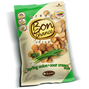 Bon-chance-bread-crisps-with-sour-cream-and-spring-onions