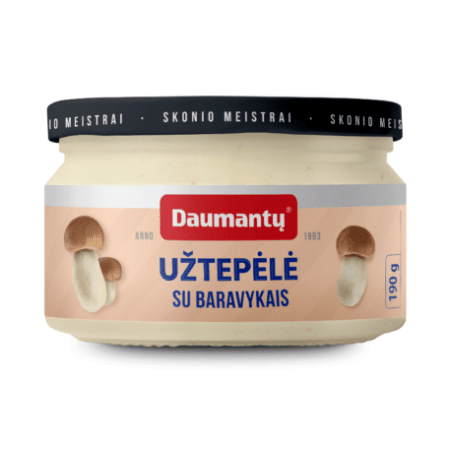 daumantu-spread-with-boletus