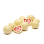 ruta-freeze-dried-strawberries-in-white-chocolate